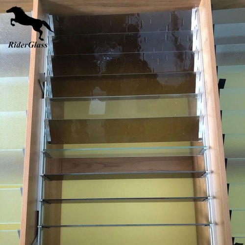 Louvers Glass
